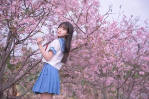 《樱花jk》｜萌芽儿o0 · 30张写真