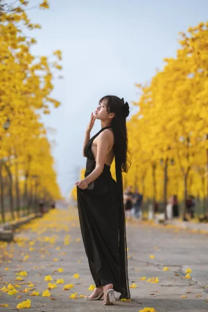 《秋有银杏 春有黄风铃》｜萌芽儿o0 · 23张写真