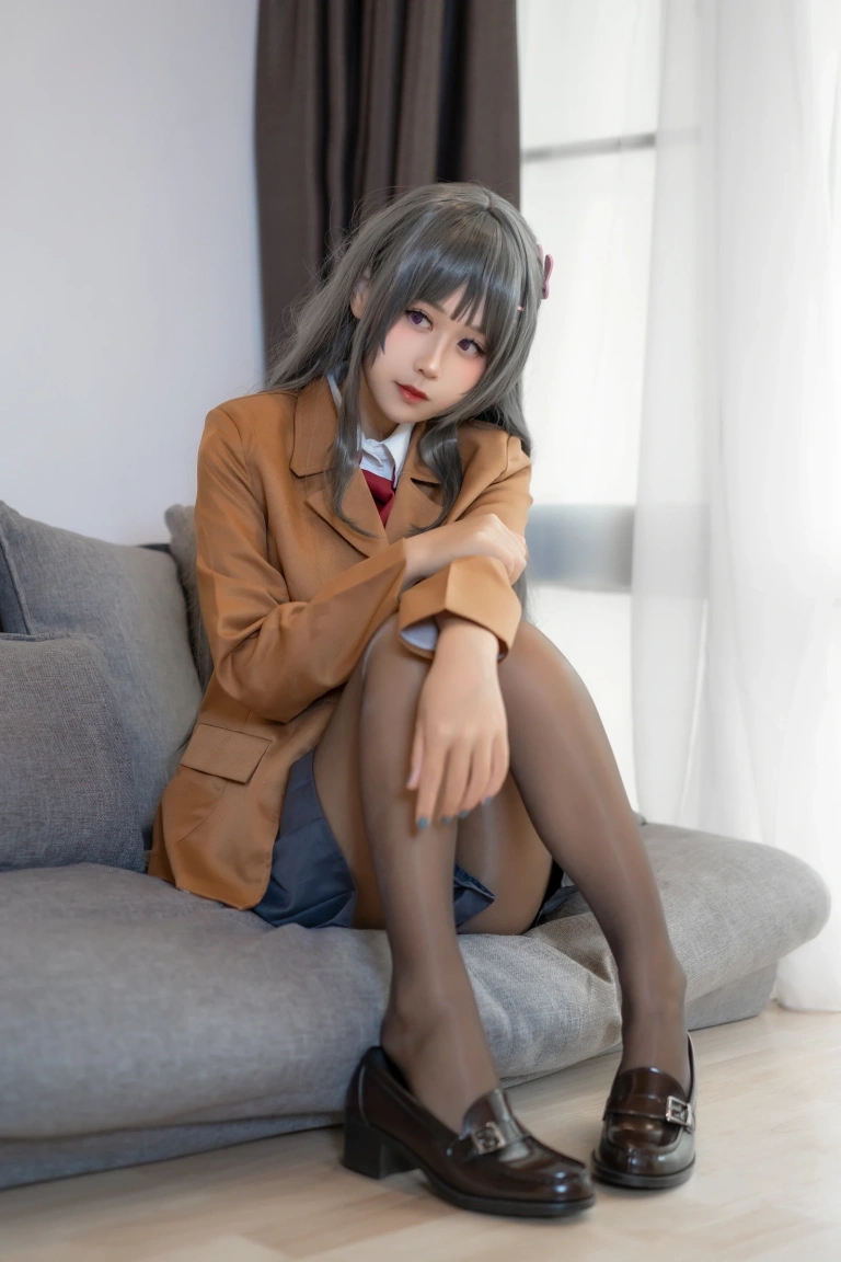 《jk麻衣学姐》｜萌芽儿o0 · 28张写真