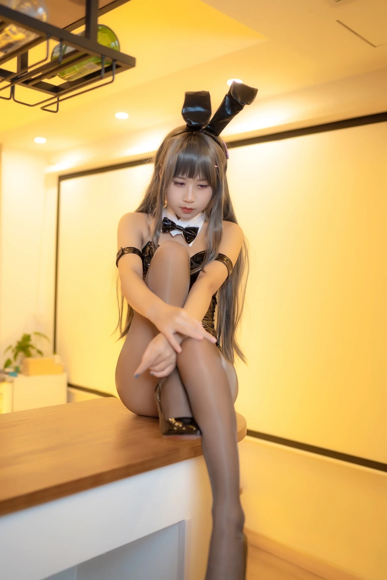 《麻衣兔女郎》｜萌芽儿o0 · 24张写真