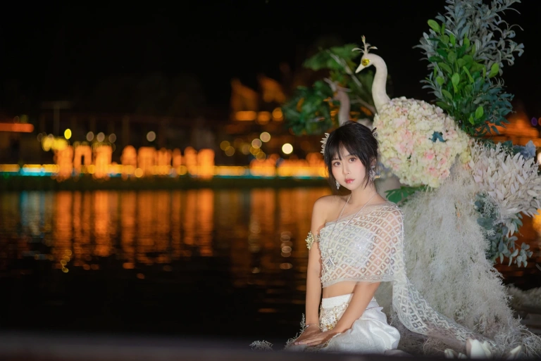 《西双版纳【傣服 银】》｜萌芽儿o0 · 17张写真