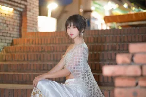 《西双版纳【傣服 银】》｜萌芽儿o0 · 17张写真