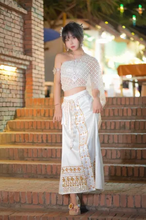 《西双版纳【傣服 银】》｜萌芽儿o0 · 17张写真
