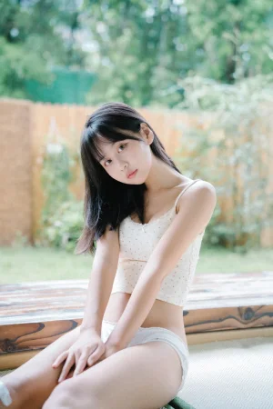 《夏天的尾巴》｜萌芽儿o0 · 45张写真