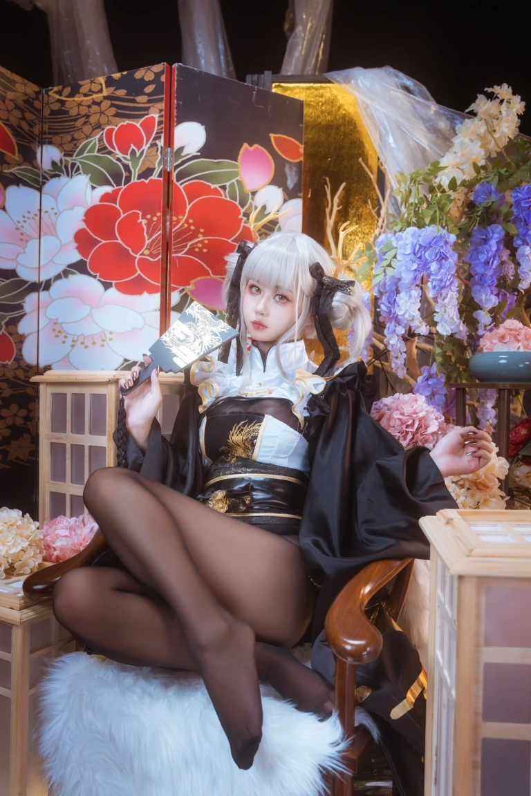 《白兔和服》｜萌芽儿o0 · 18张写真