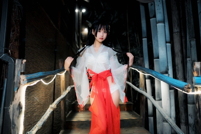 《透明巫女》｜萌芽儿o0 · 14张写真