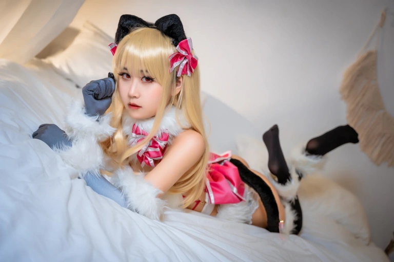 《伊利亚猫娘》｜萌芽儿o0 · 35张写真