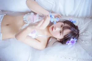 《白婚纱 蝴蝶结内衣》｜萌芽儿o0 · 23张写真