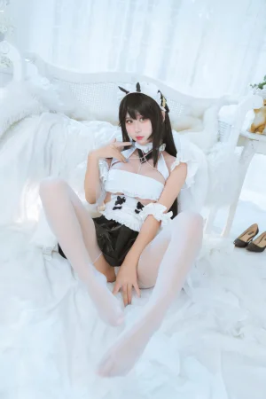 《碧蓝航线 不挠女仆》｜萌芽儿o0 · 35张写真