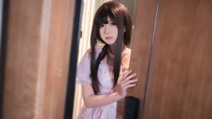 《潜入》｜Quan冉有点饿 · 21张写真