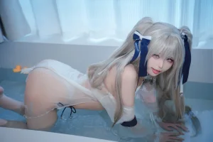 《安克雷奇泳装》｜Quan冉有点饿 · 47张写真
