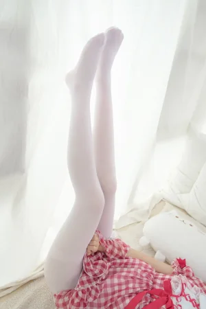 《R15-011》｜森萝财团 · 67张写真