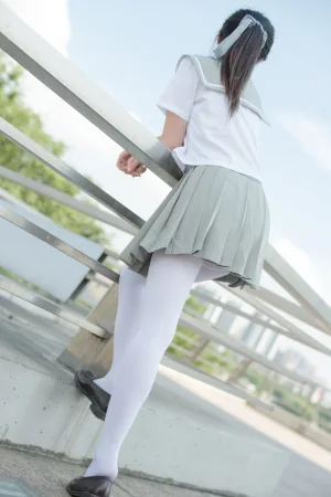 《R15-026》｜森萝财团 · 79张写真