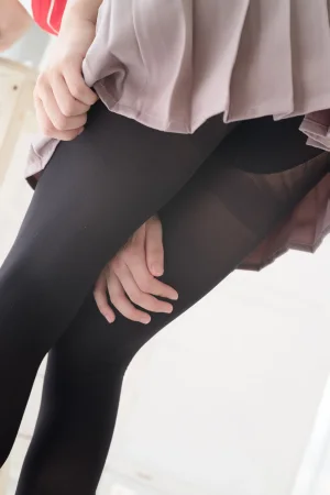 《R15-029》｜森萝财团 · 78张写真