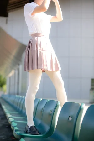 《R15-030》｜森萝财团 · 67张写真