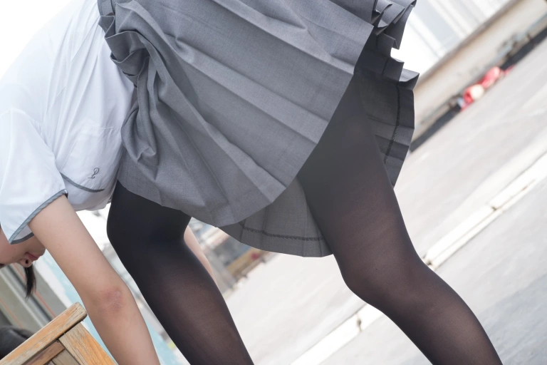 《R15-031》｜森萝财团 · 95张写真