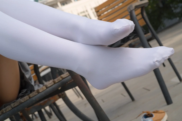 《R15-032》｜森萝财团 · 113张写真