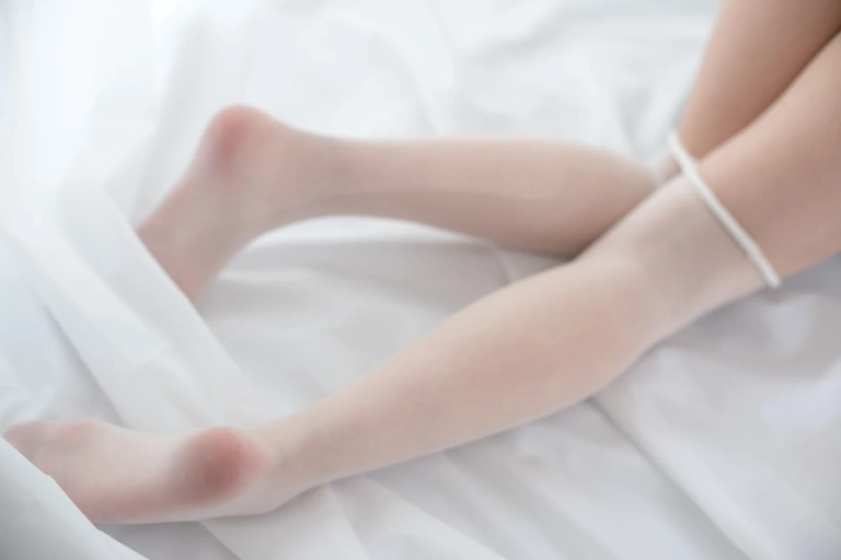 《R15-046》｜森萝财团 · 110张写真
