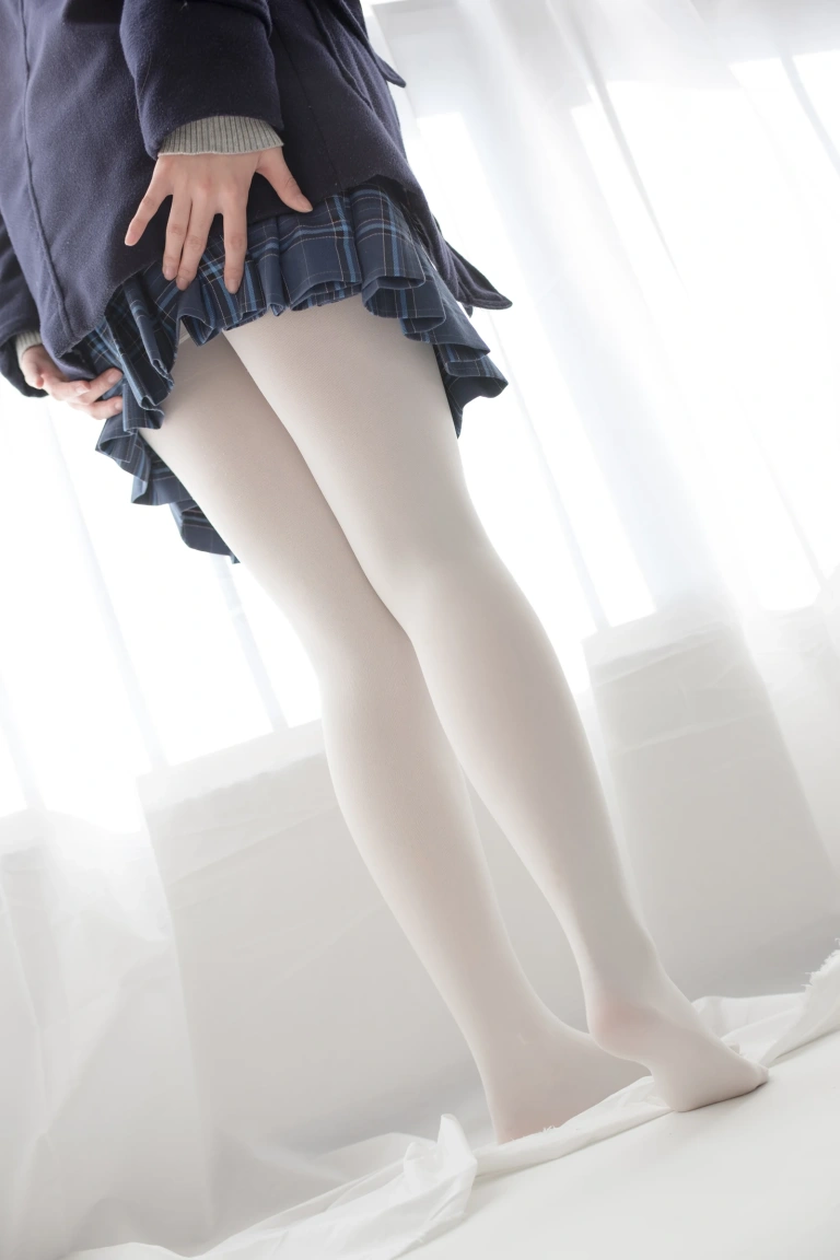 《R15-047》｜森萝财团 · 114张写真