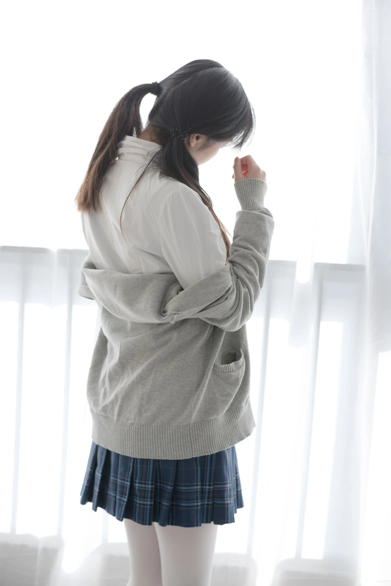 《R15-047》｜森萝财团 · 114张写真