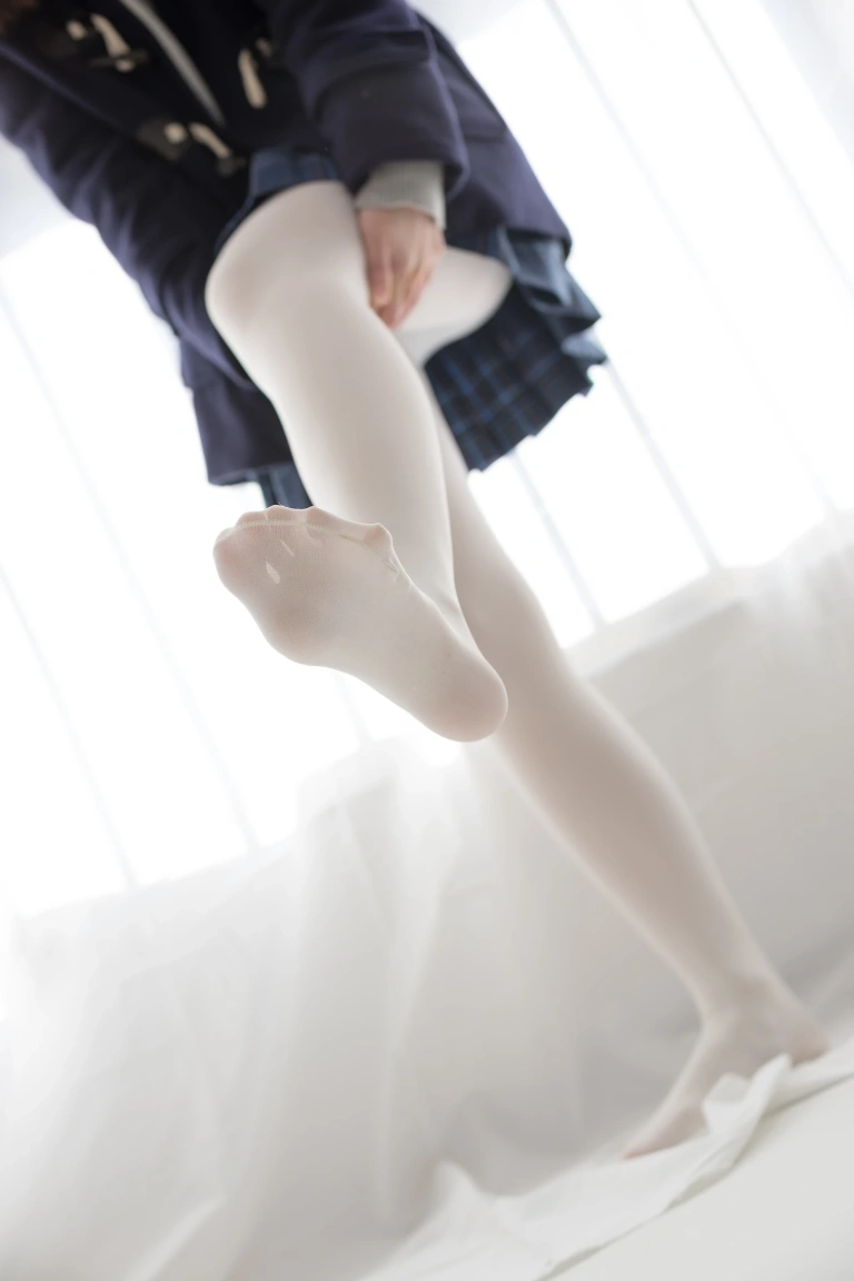 《R15-047》｜森萝财团 · 114张写真