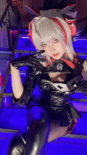 《明日方舟 W愚夜密函》｜山崎怜Rei · 33张写真