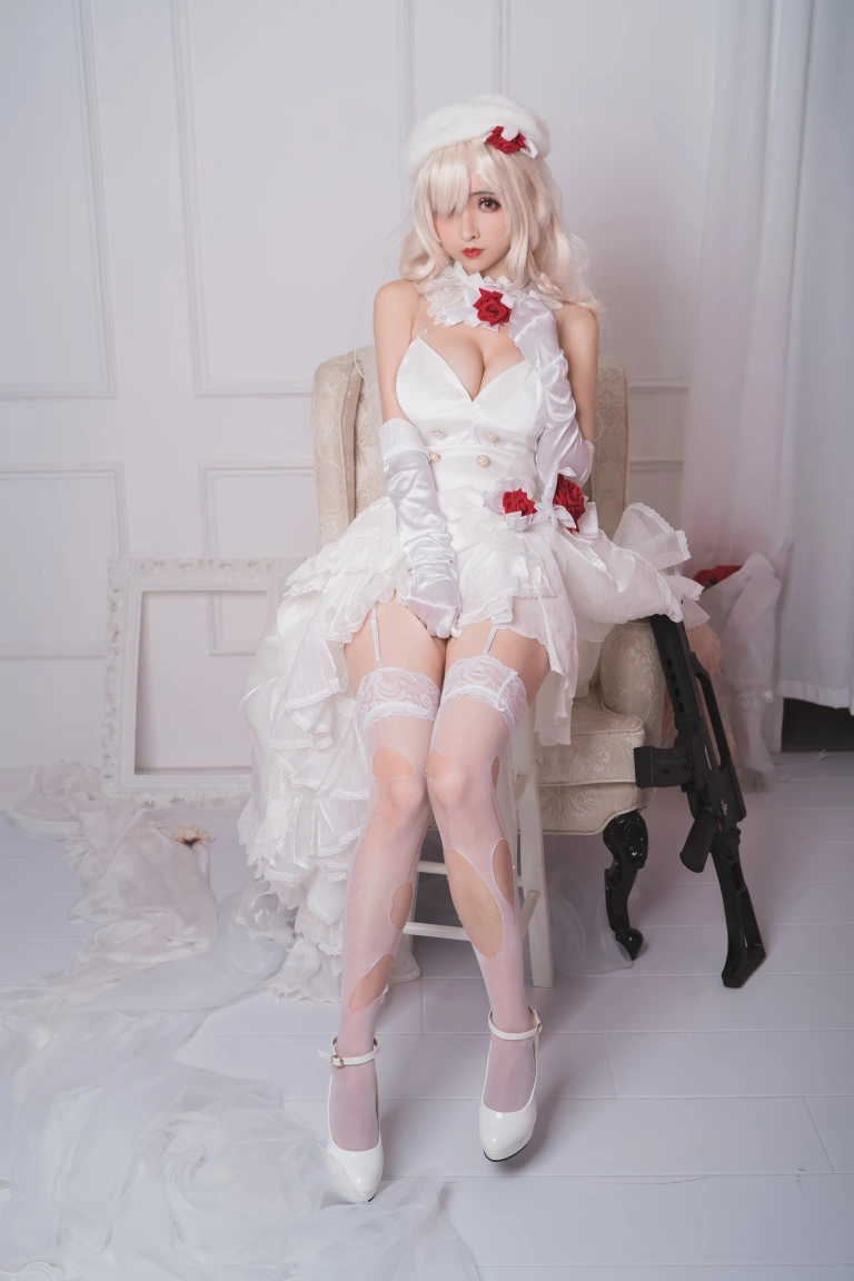 《G36c花嫁》｜rioko凉凉子 · 25张写真