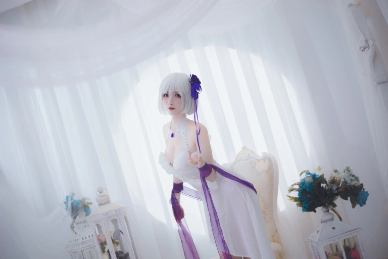 《天狼星》｜rioko凉凉子 · 10张写真