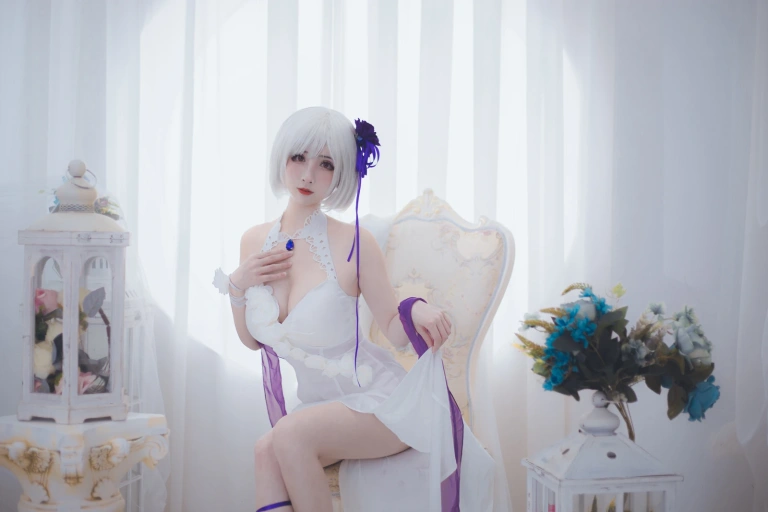 《天狼星》｜rioko凉凉子 · 10张写真