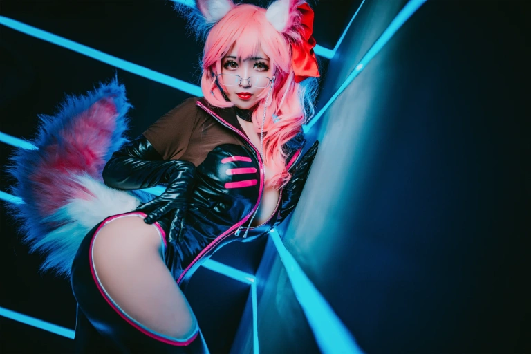 《玉藻前》｜rioko凉凉子 · 20张写真