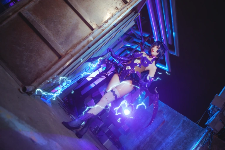《魅魔芽衣》｜rioko凉凉子 · 22张写真