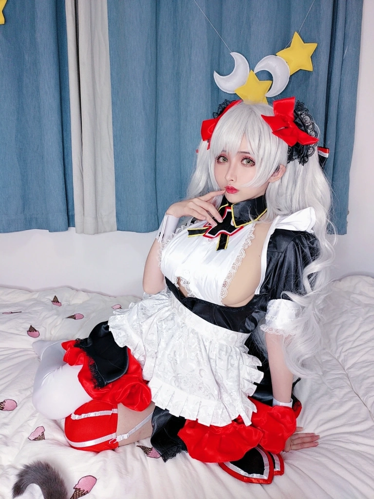 《欧根女仆》｜rioko凉凉子 · 29张写真