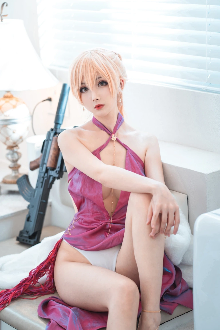 《OTS-14礼服》｜rioko凉凉子 · 25张写真、1 个视频