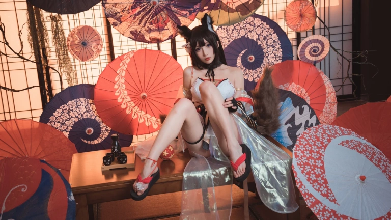 《天城泳装》｜rioko凉凉子 · 30张写真