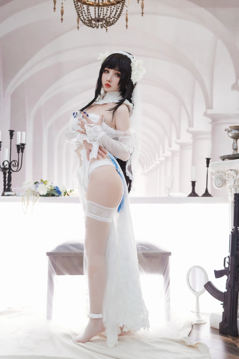 《95花嫁》｜rioko凉凉子 · 25张写真、1 个视频