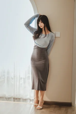 《吉他妹妹系带裙》｜rioko凉凉子 · 45张写真、1 个视频