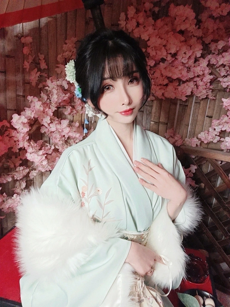 《《年上の韵》温泉旅行》｜rioko凉凉子 · 31张写真、1 个视频