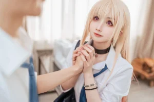 《更衣人偶坠入爱河 本篇》｜rioko凉凉子 · 69张写真、6 个视频