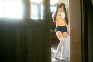 《春の更衣室 体操服》｜rua阮阮 · 47张写真
