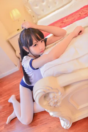 《体操服》｜雪琪SAMA · 17张写真