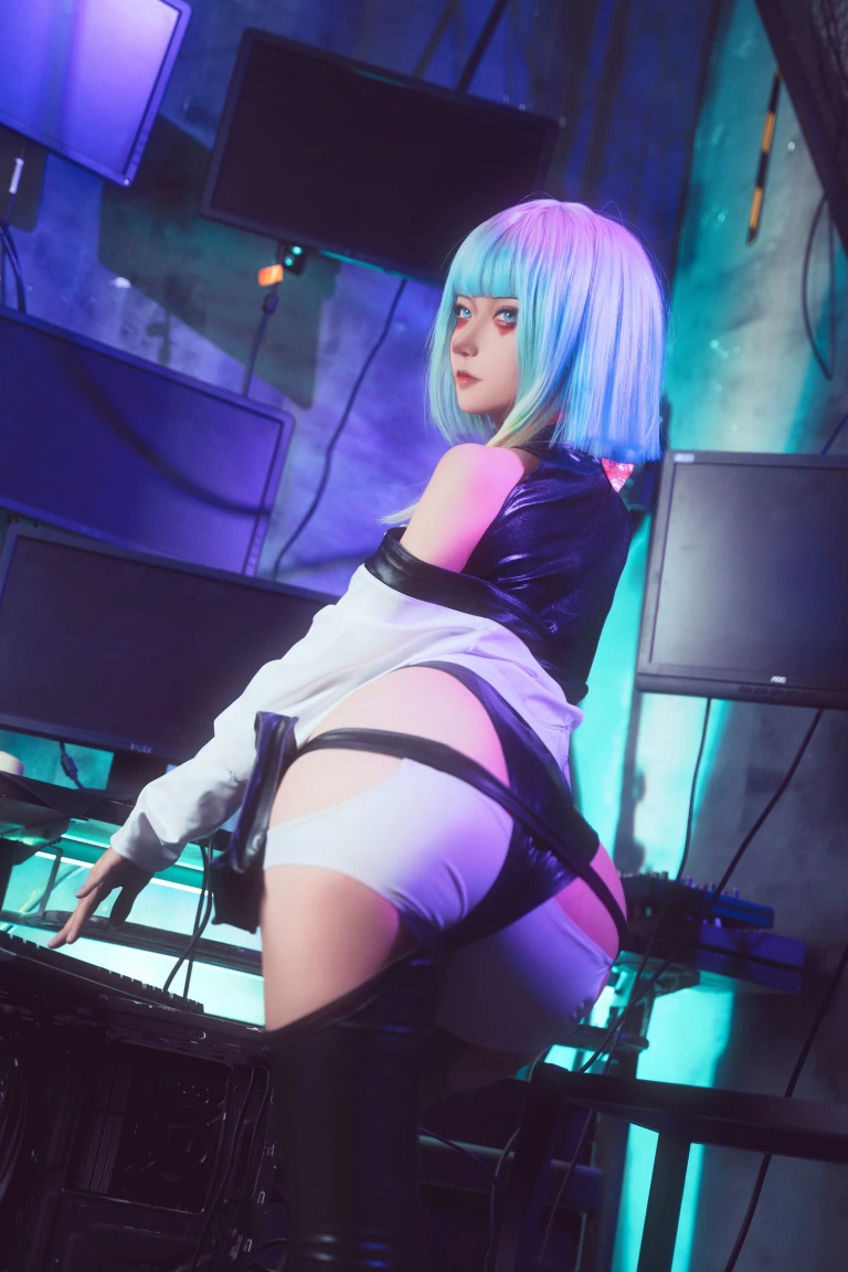 《赛博朋克：边缘行者 Lucy》｜Seya-狮砸 · 8张写真
