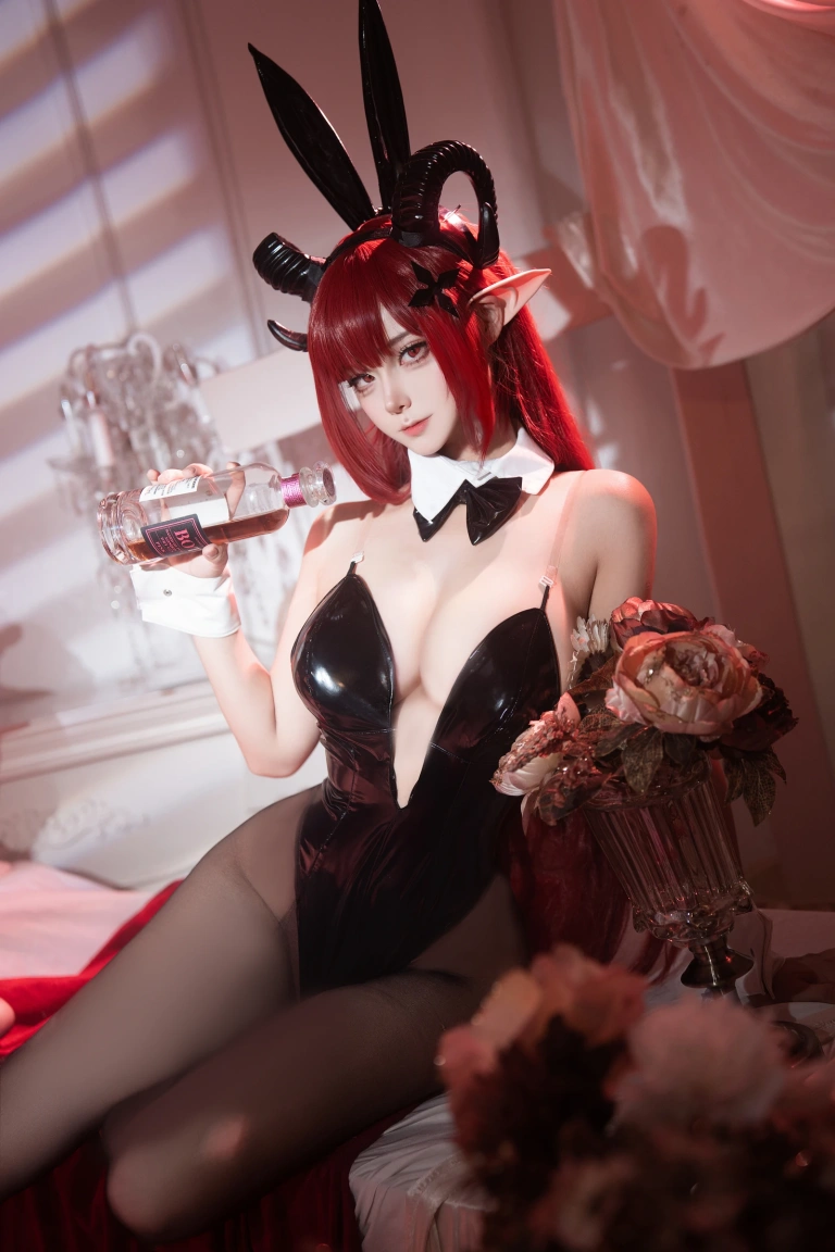 《兴登堡兔女郎》｜Seya-狮砸 · 12张写真