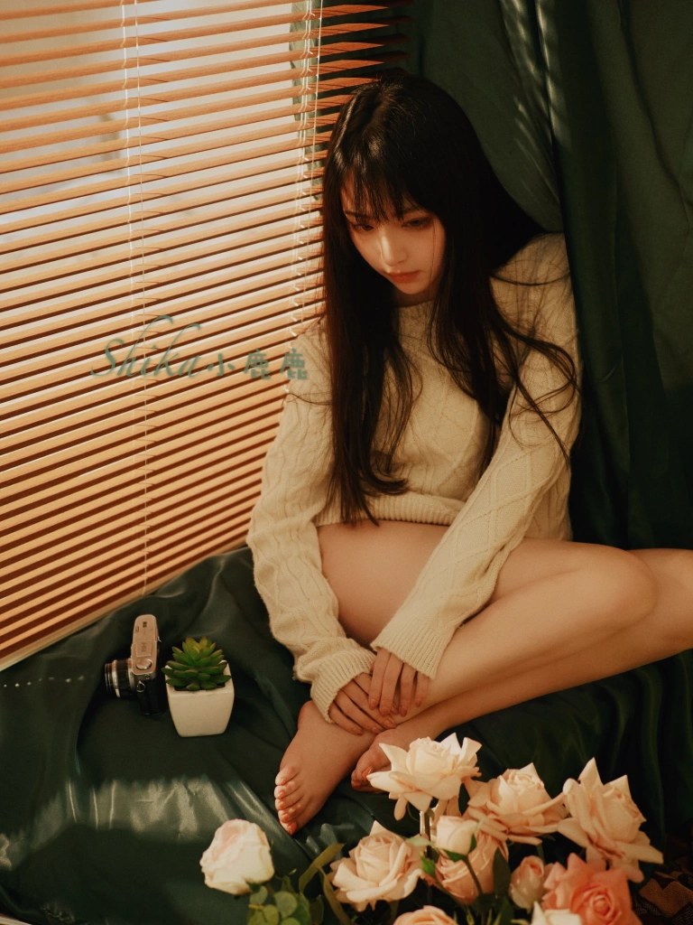 《20万粉丝福利》｜Shika小鹿鹿 · 23张写真