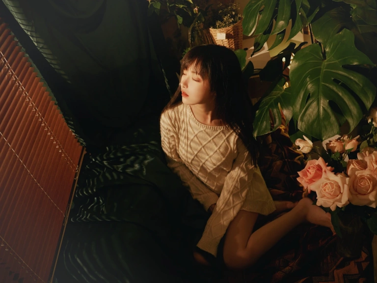 《20万粉丝福利》｜Shika小鹿鹿 · 23张写真