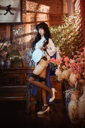 《95玉玲珑》｜Shika小鹿鹿 · 9张写真