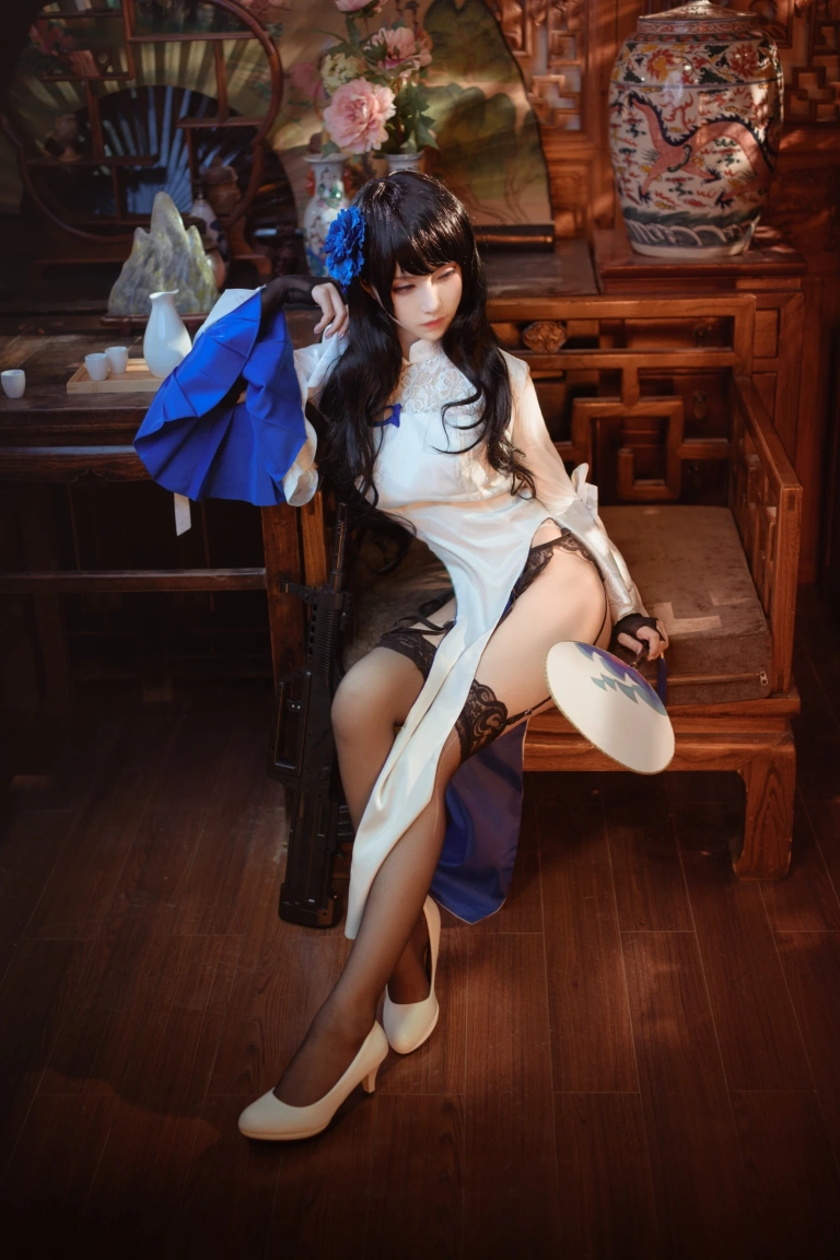 《95玉玲珑》｜Shika小鹿鹿 · 9张写真