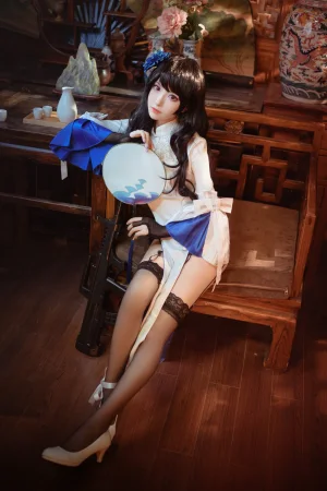 《95玉玲珑》｜Shika小鹿鹿 · 9张写真