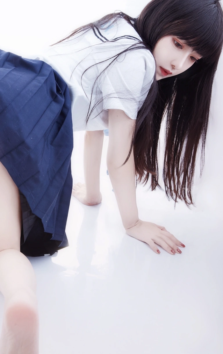 《JK学姐》｜Shika小鹿鹿 · 9张写真