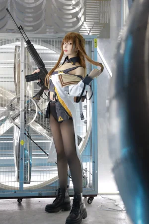 《少女前线 K2》｜Shika小鹿鹿 · 26张写真