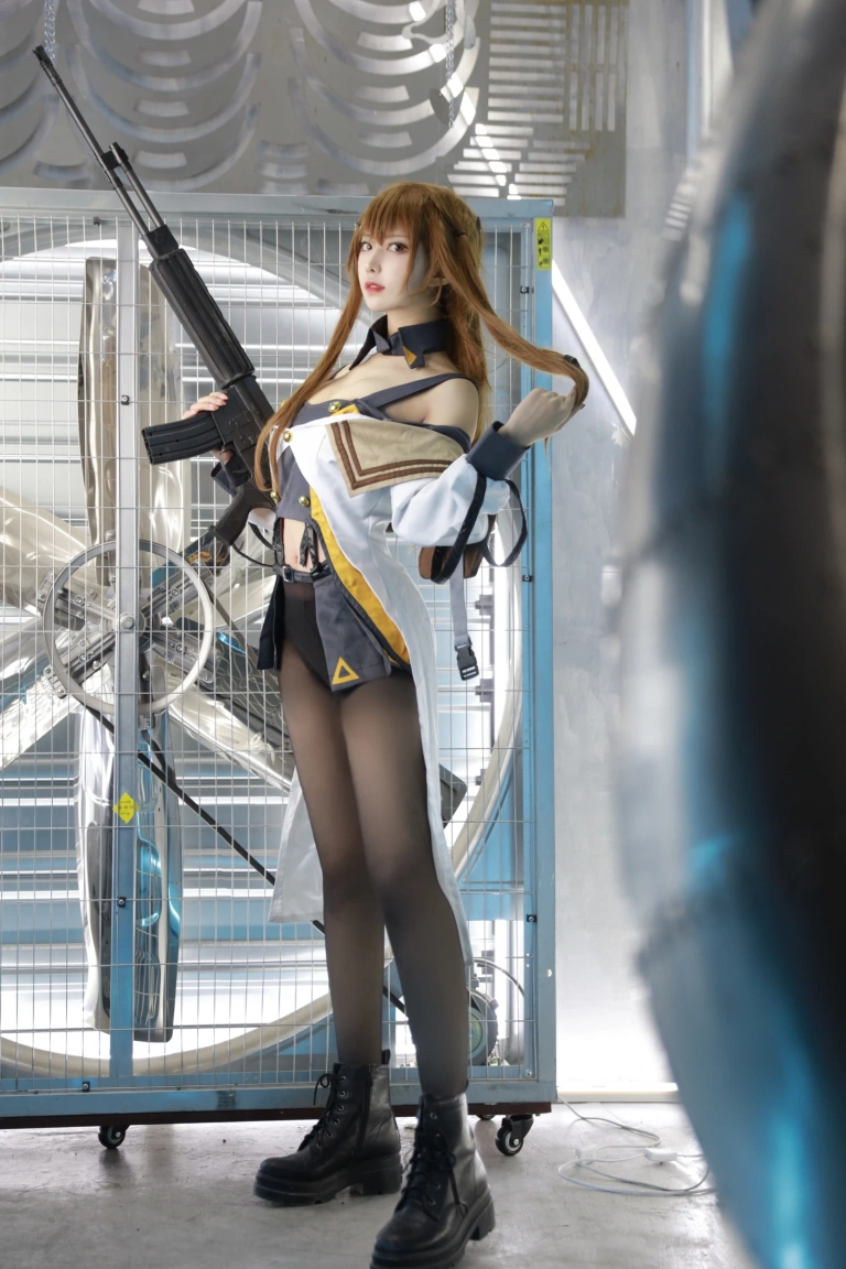 《少女前线 K2》｜Shika小鹿鹿 · 26张写真